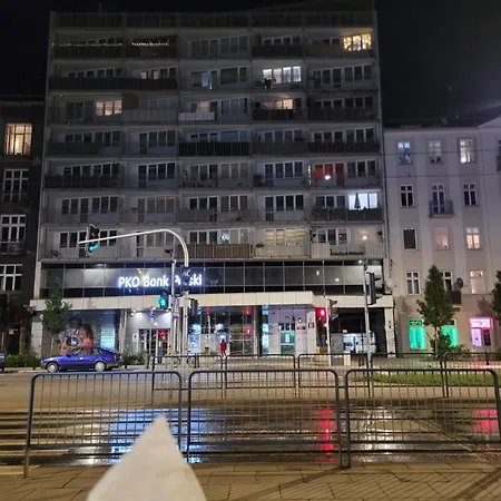 Апартаменти Studiotargowa Praga *